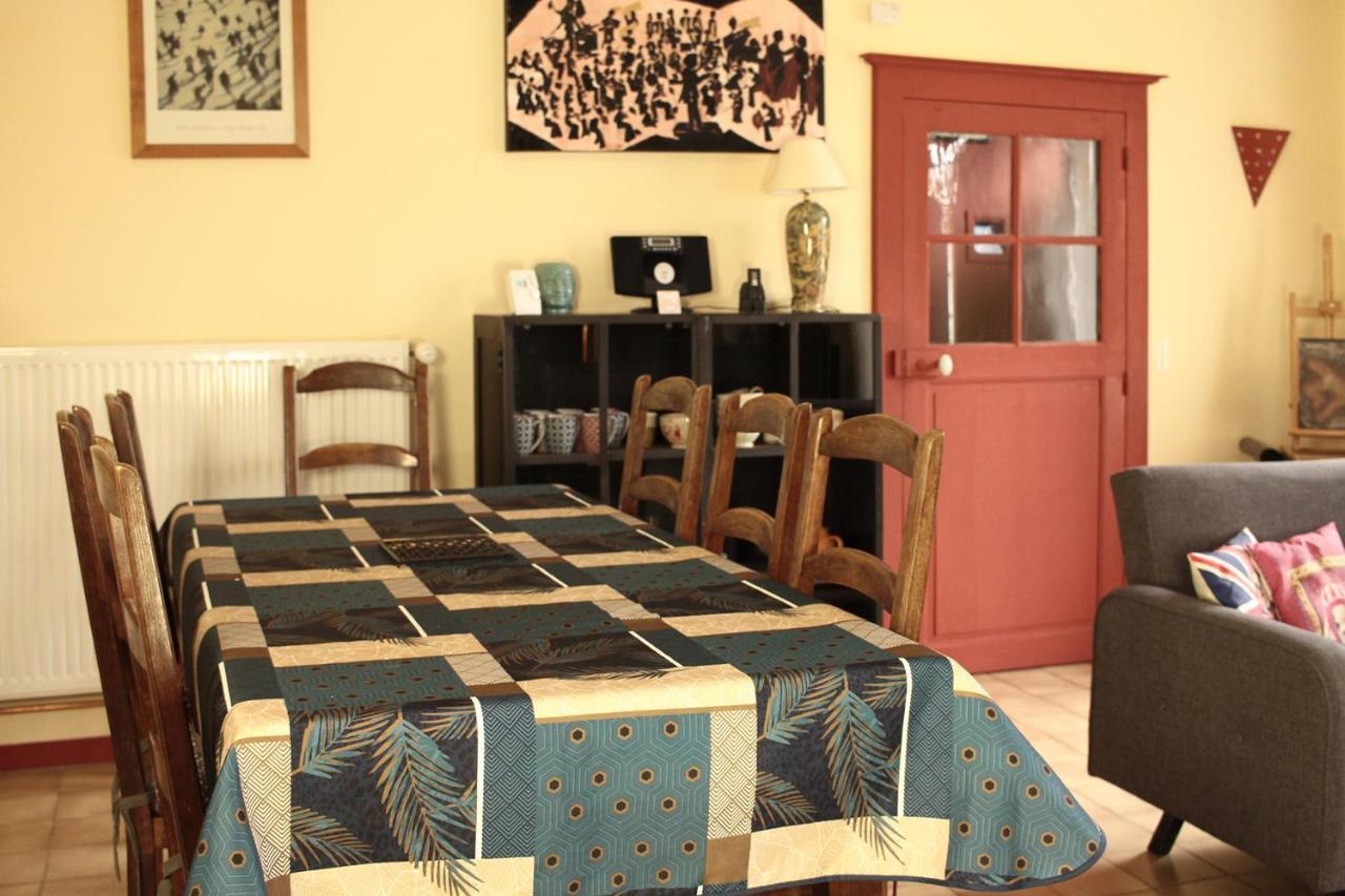 Le Clos Des Artistes - Gite Turny ภายนอก รูปภาพ